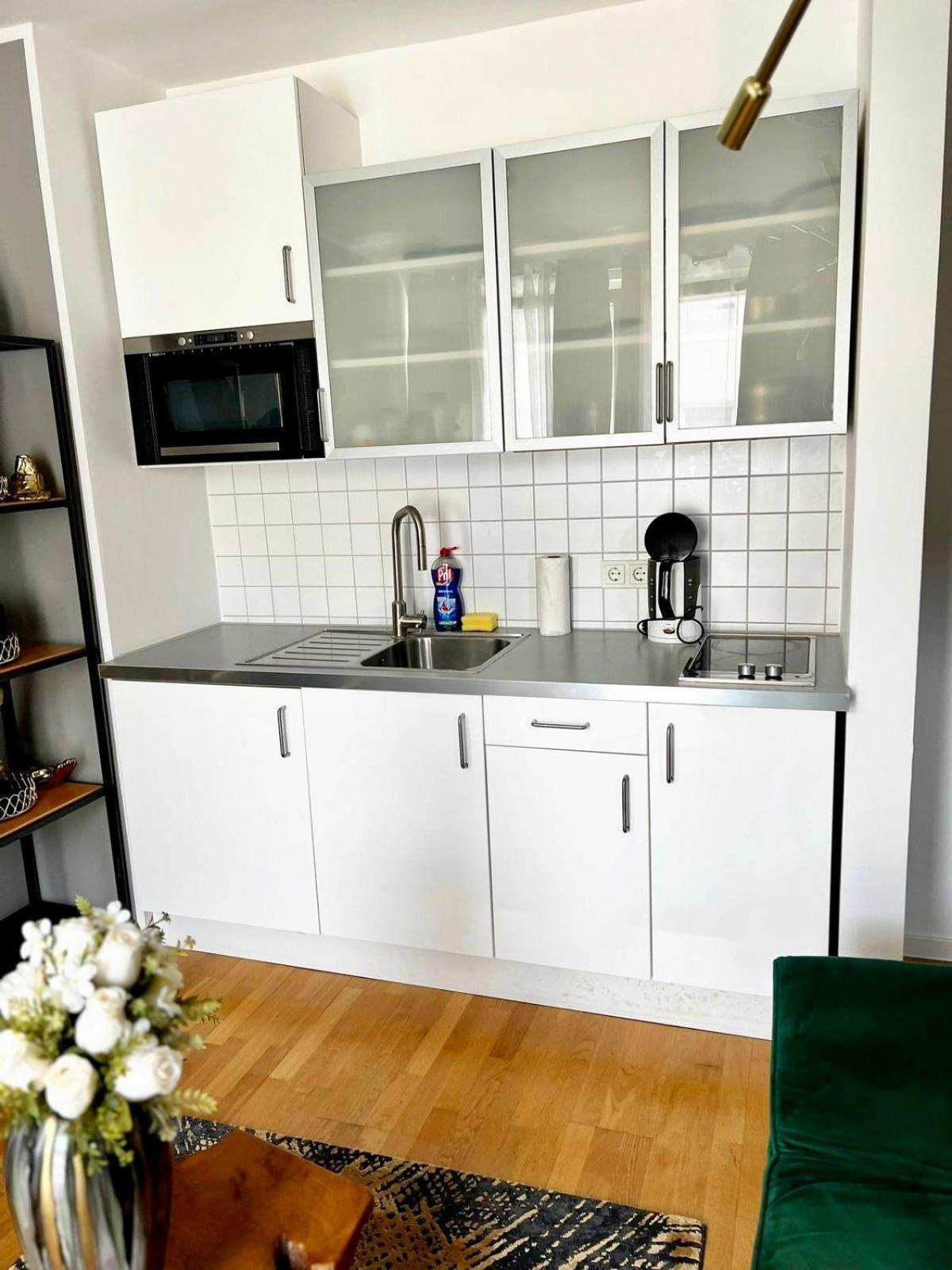 Apartment-City Кьолн Екстериор снимка