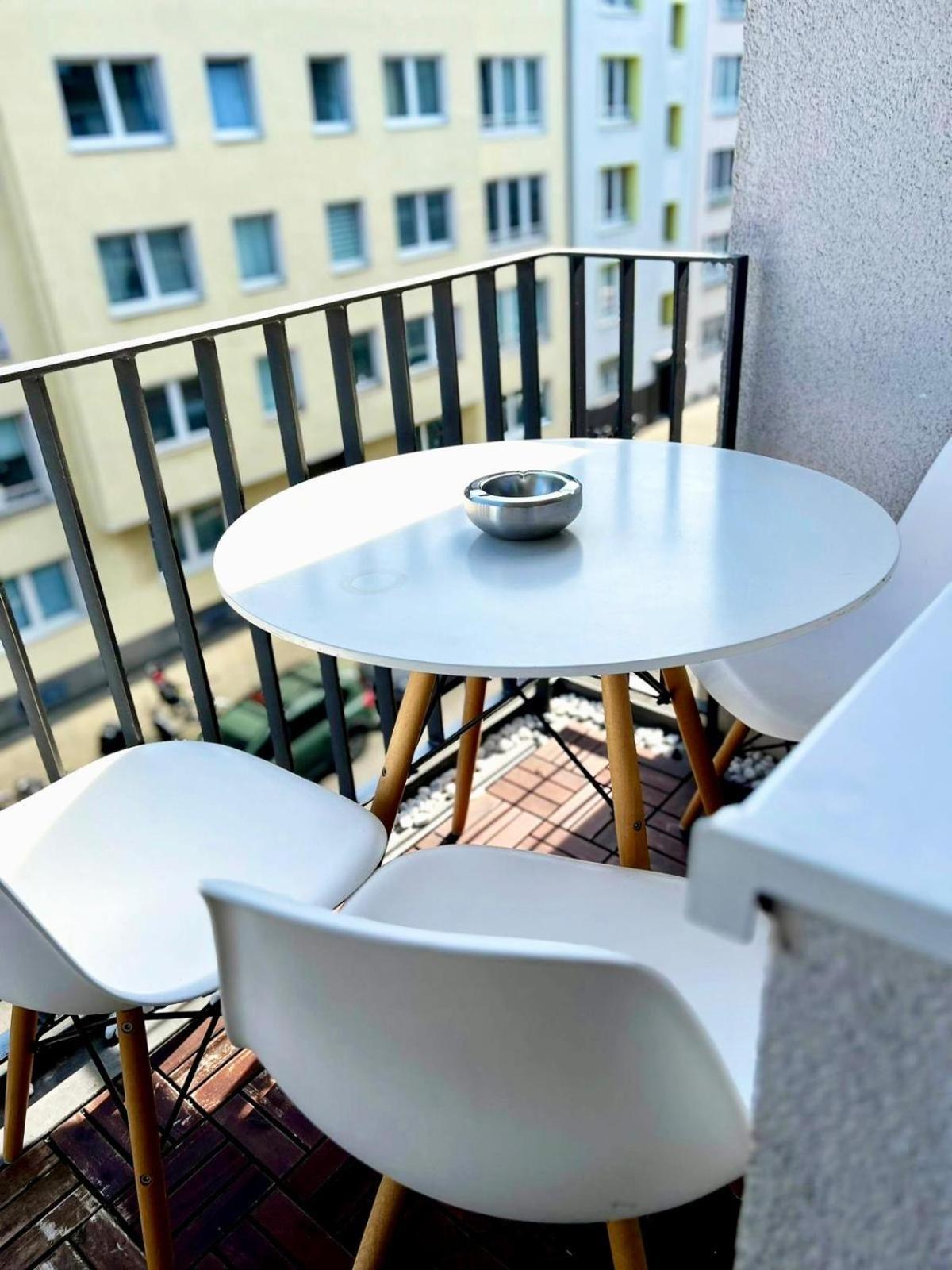 Apartment-City Кьолн Екстериор снимка